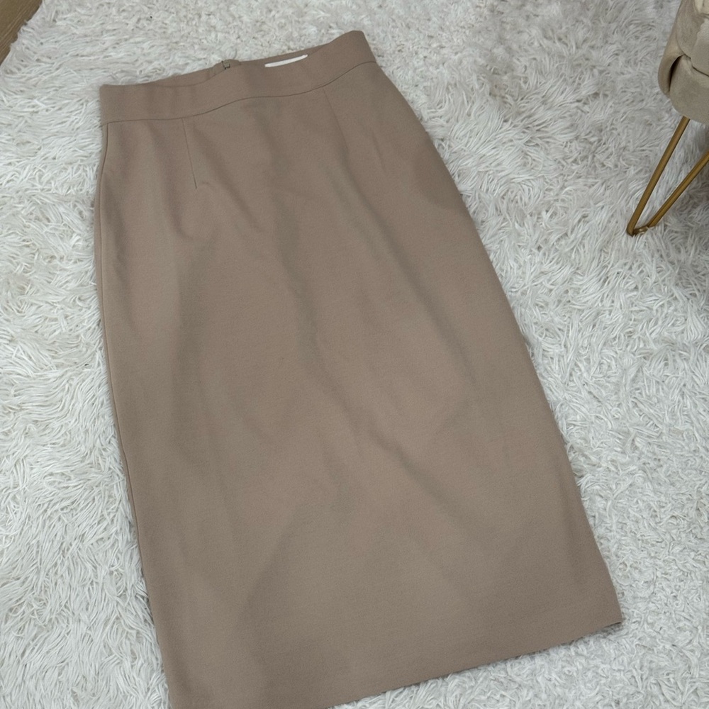 Elegant Beige Long Skirt (Stretchy)
